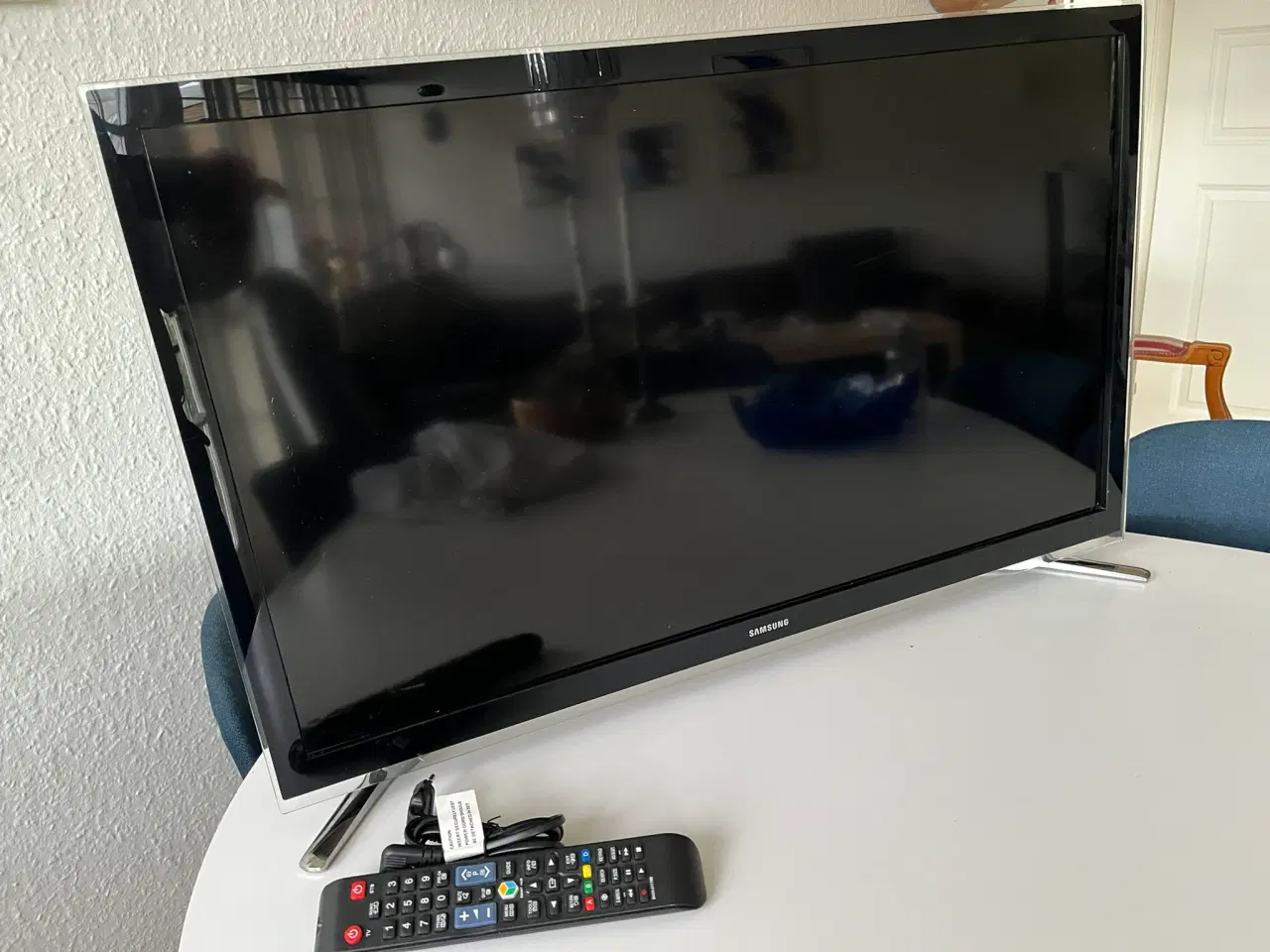 Billede 4 - 32 tomme Smart TV