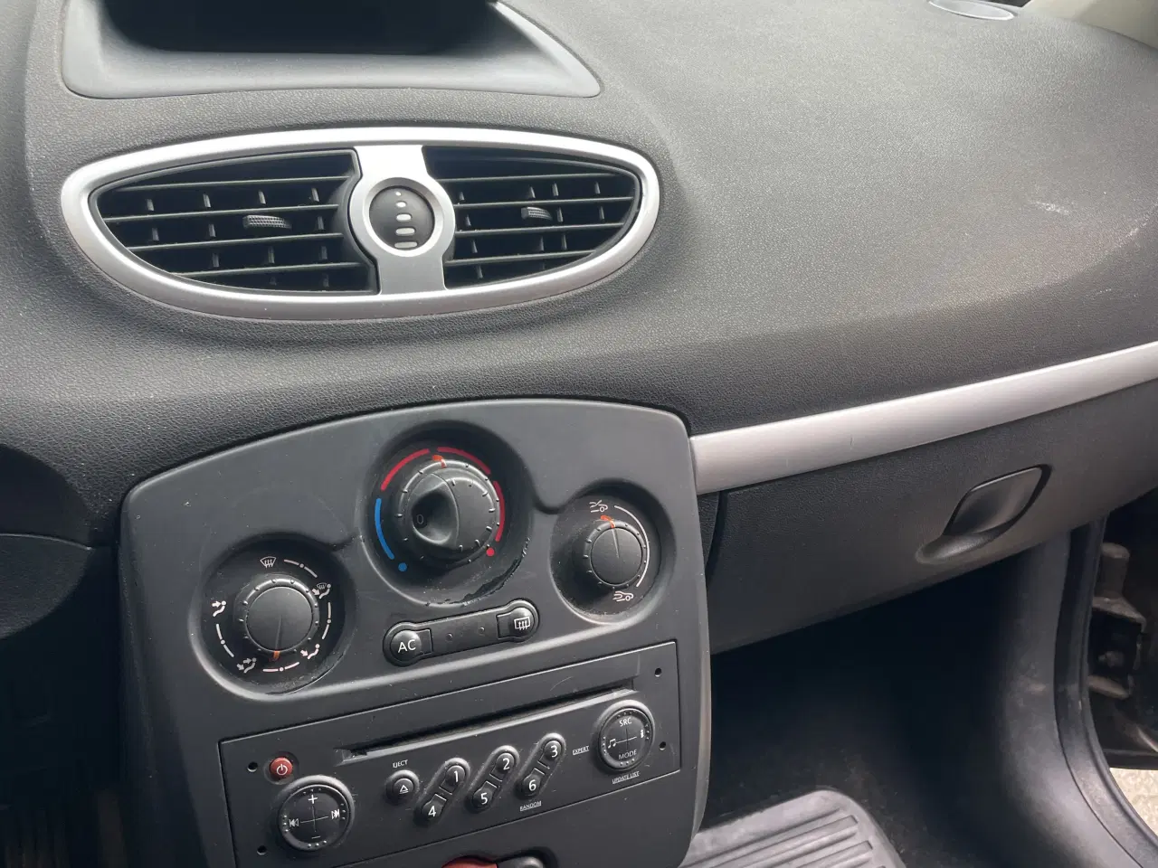 Billede 8 - Nysynet renault clio 1,4