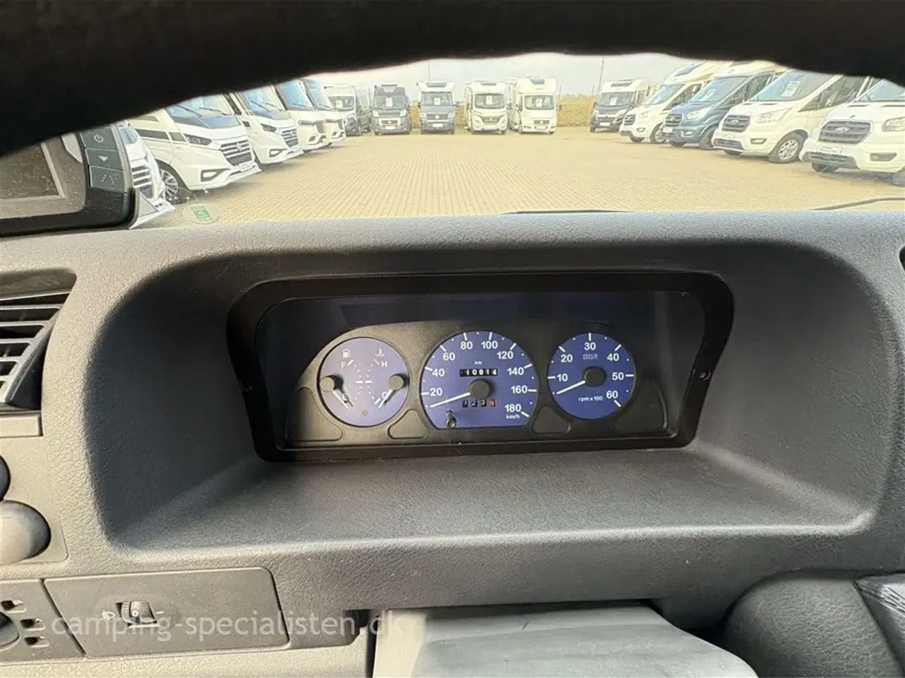 Billede 4 - 2002 - Chausson Welcome 70 Chausson Welcome 70 2002 - Se den nu hos Camping-Specialisten.dk