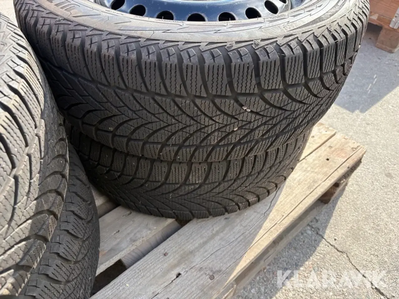Billede 10 - Dæk med fælg Goodyear Ultragrip Ice2