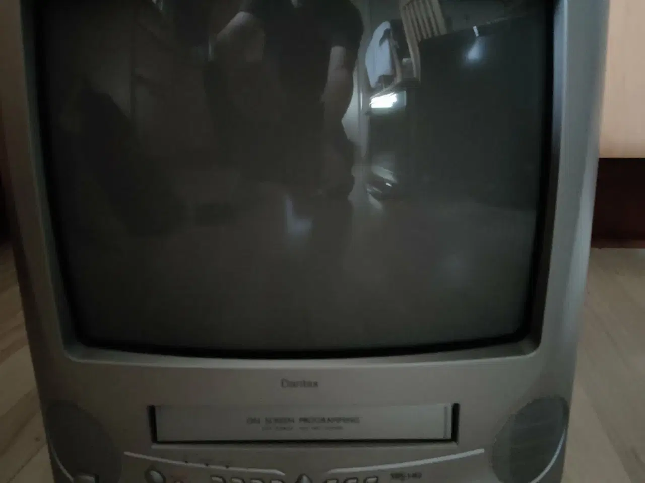 Billede 1 - Dantax tv med vhs afspiller