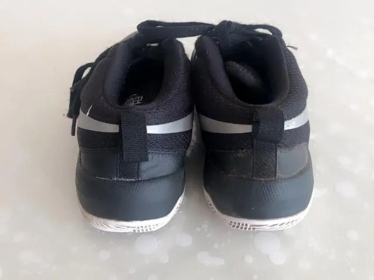 Billede 2 - Nike sorte shoes str 39