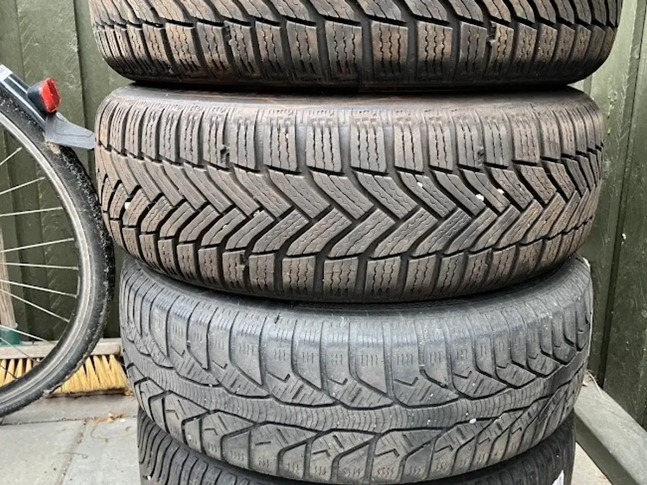 Billede 1 - Michelin 185 / 65 / R15, kryd 4, VINTERDÆK