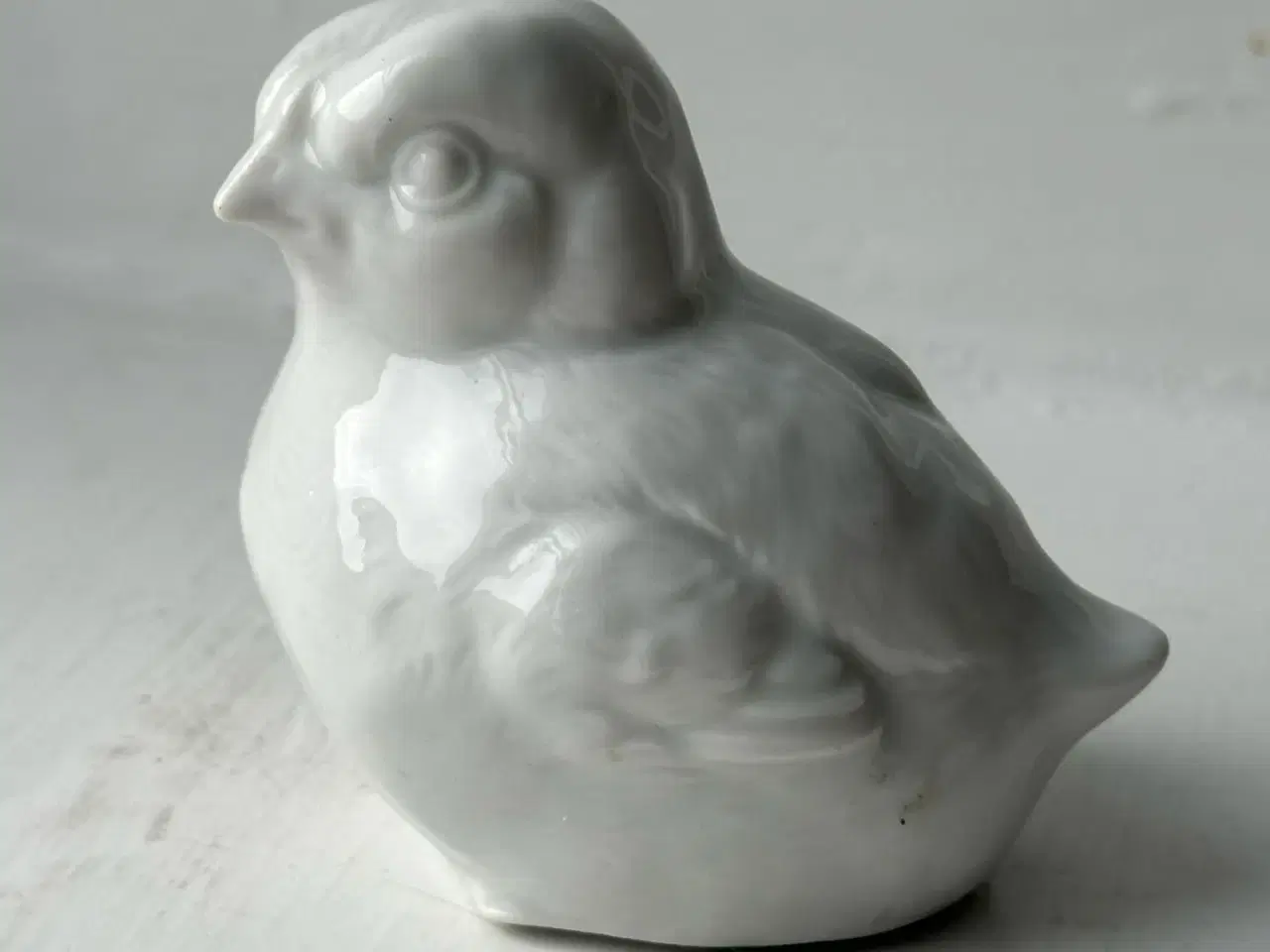 Billede 2 - Fugl, porcelæn, kylling, hvid glasur