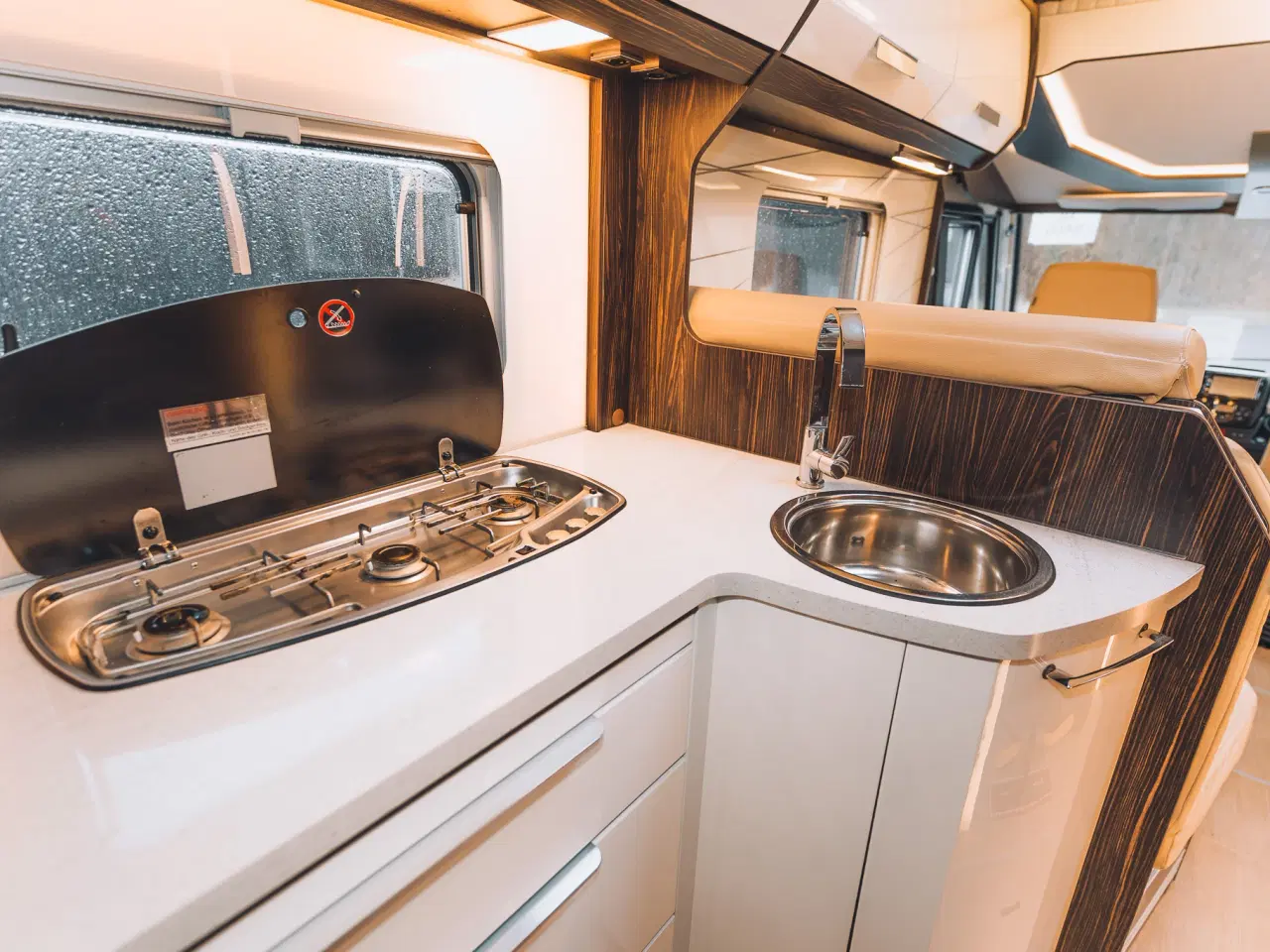 Billede 11 - Bürstner Elegance I 910 – luksuriøs helintegreret 