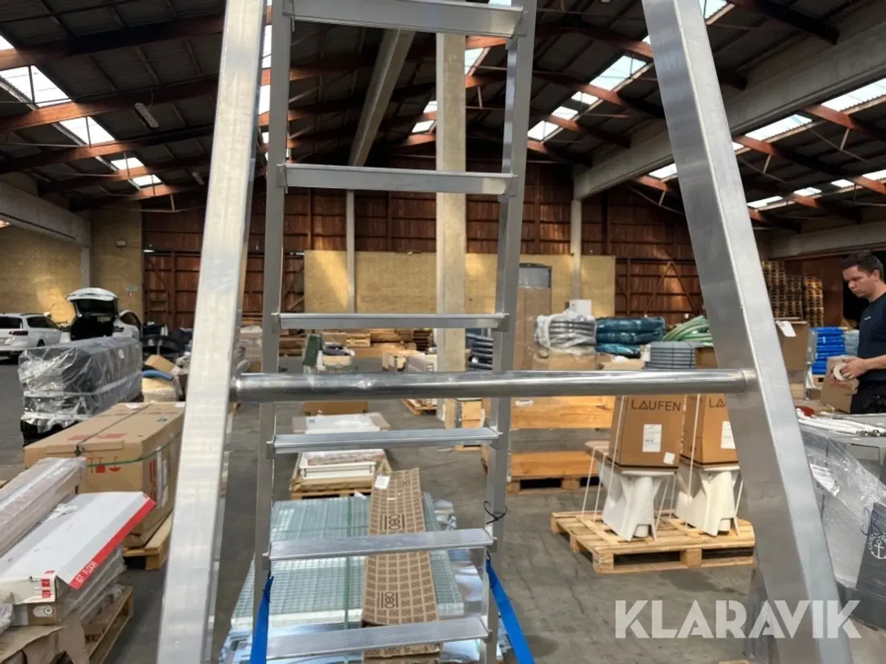 Billede 8 - trappestige, plader, rist og kabelkanaler