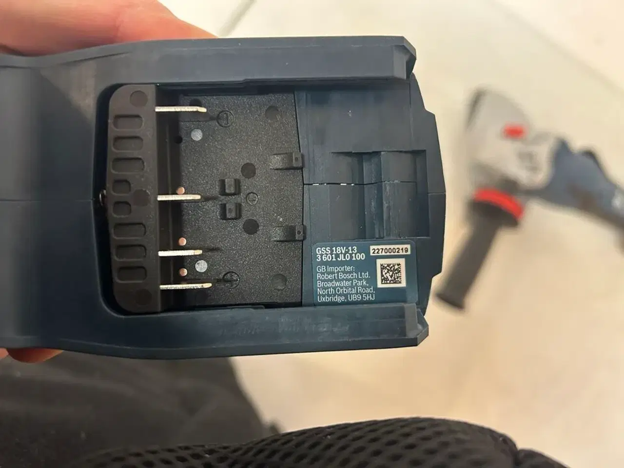 Billede 2 - BOSCH Vinkelsliber GWS 180- 18V & BOSCH rystepudser GSS 13-18v