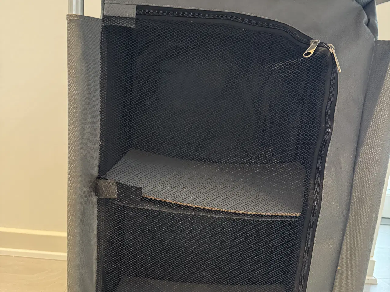 Billede 3 - Lille campingskab