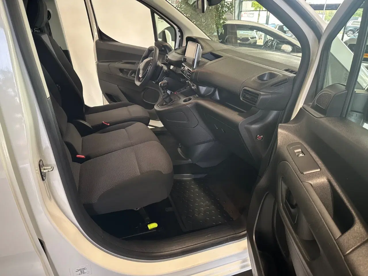 Billede 4 - Peugeot Partner 1,5 BlueHDi 130 L1V1 Ultimate Van