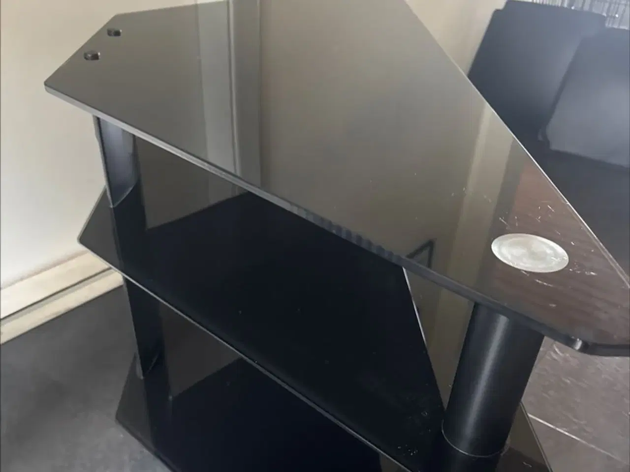 Billede 2 - TV bord / hjørnebord