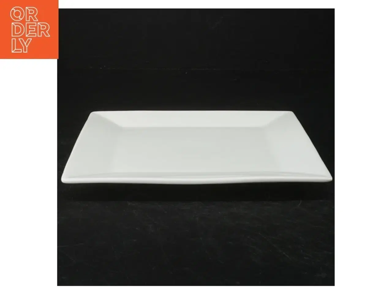 Billede 2 - 5 Hvide firkantede tallerkener fra Trend (str. 19 x. 19 cm)