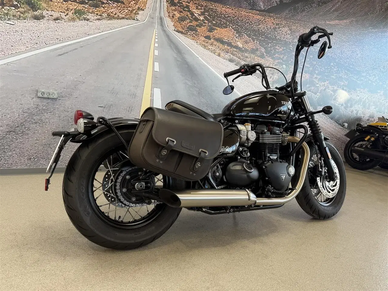 Billede 2 - Triumph Bonneville Bobber Black