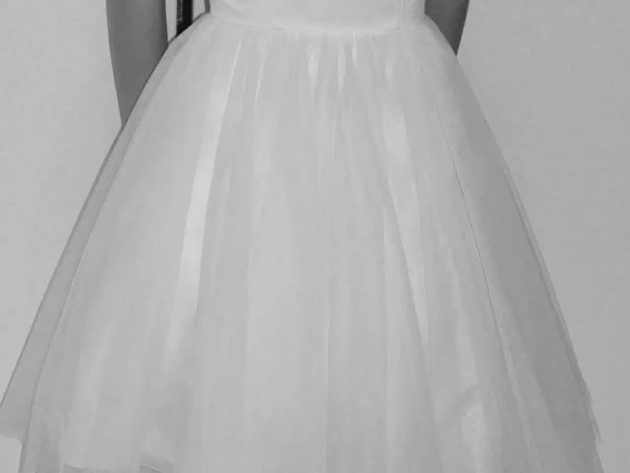 Billede 1 - Konfirmations kjole