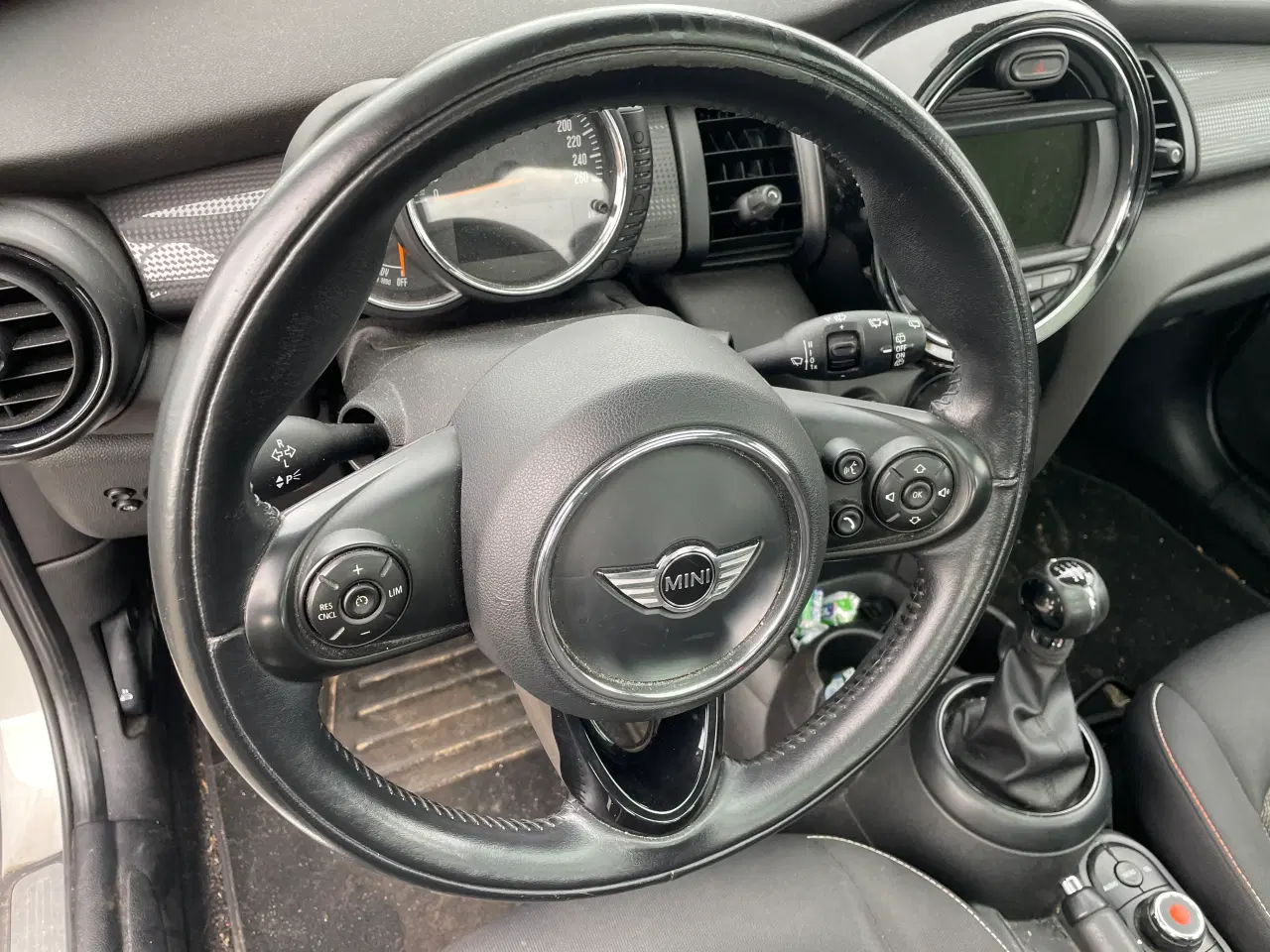 Billede 8 - Fin bil, udstyrsmodel med stort sol/glastag.