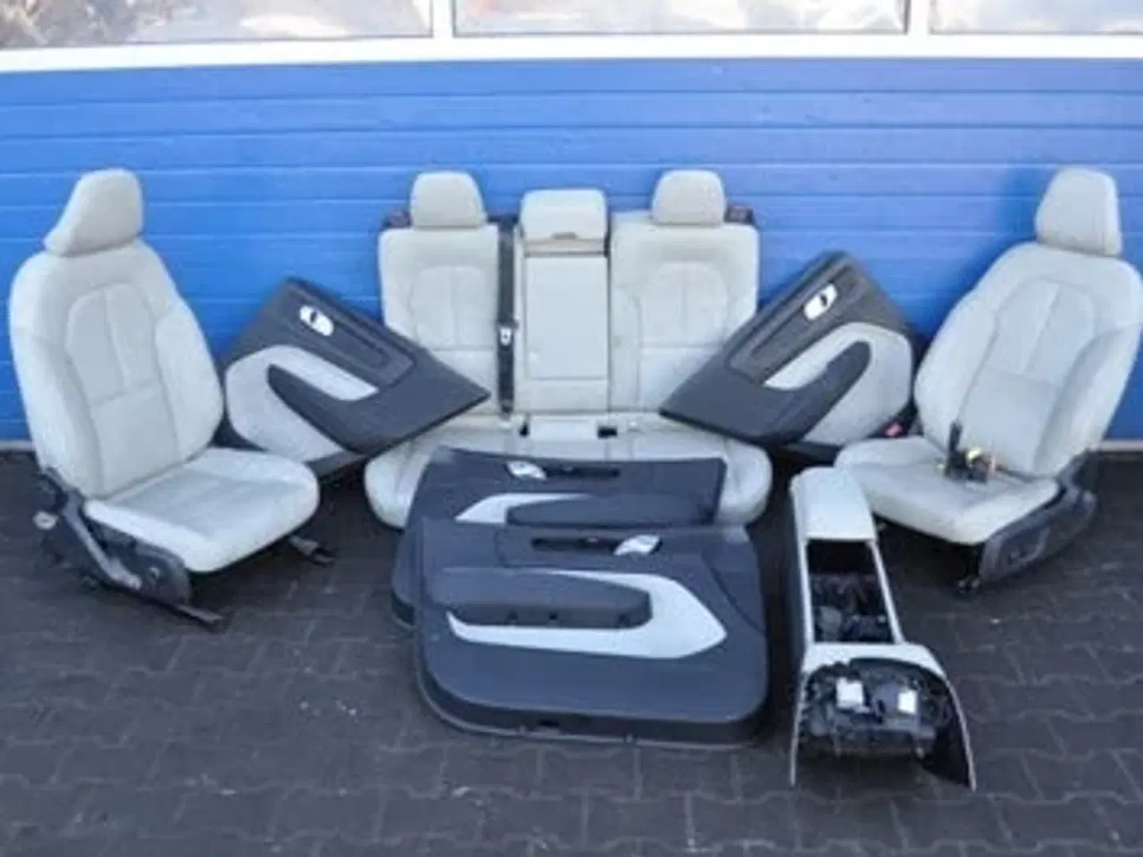 Billede 1 - Volvo XC40 2020 + komplet kabine sæder forsæder bagsæder
