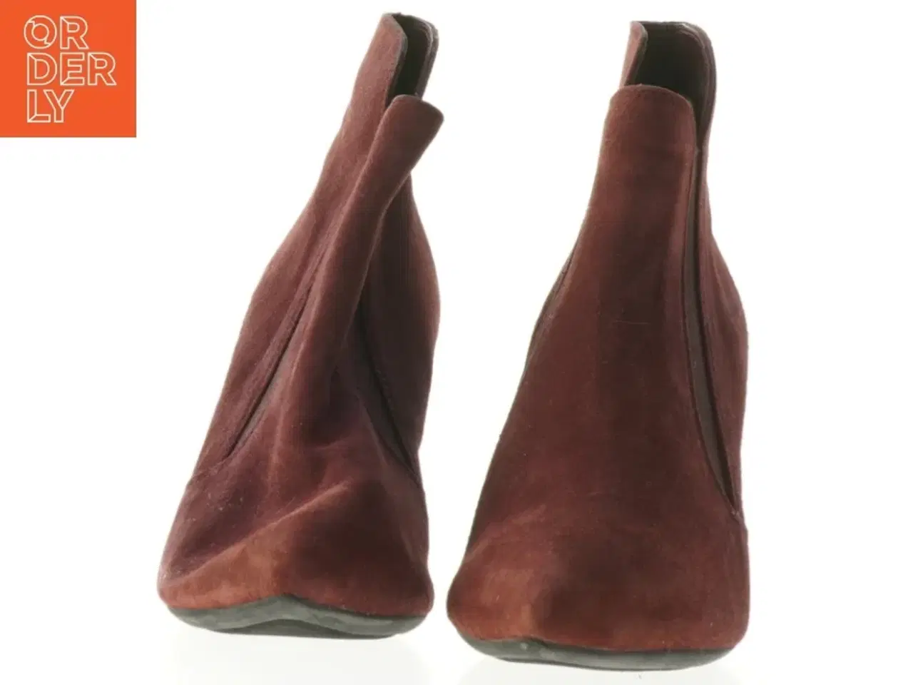 Billede 4 - Brune/vinrøde ankelstøvler med hæl fra Unisa (str. 38,5 )