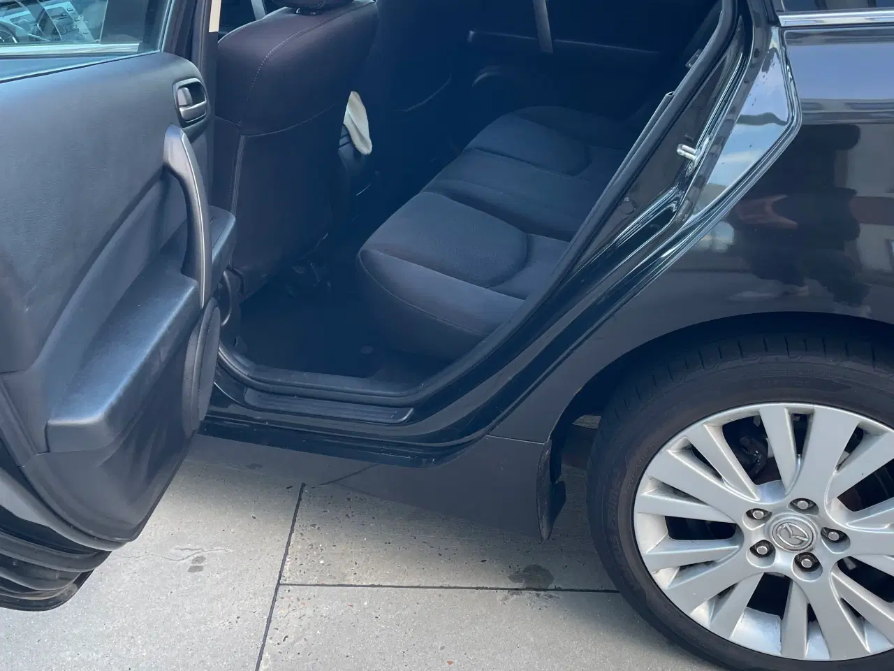 Billede 7 - Flot velholdt nysynet Mazda 6 automatgear