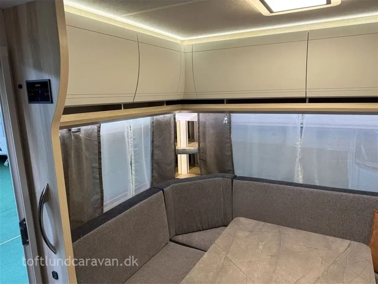 Billede 8 - 2026 - Hobby De Luxe 460 UFe   NY 2026 DK-Line SNART PÅ LAGER, hør nærmere. Masser af lækkert udstyr er med i prisen!