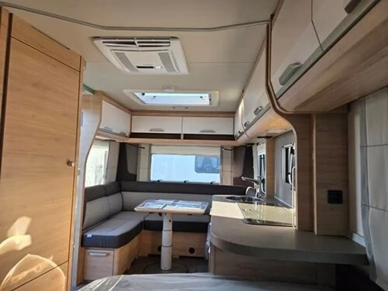 Billede 14 - Knaus Südwind 60 Years 450 FU - EFTERÅRTILBUD - Mover Kr: 1.- Spar 18.698