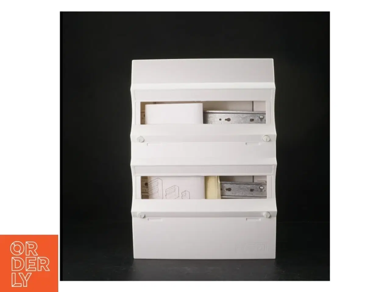 Billede 1 - Hvidt plast skuffemøbel (str. 40,5 x. 24,5 cm)