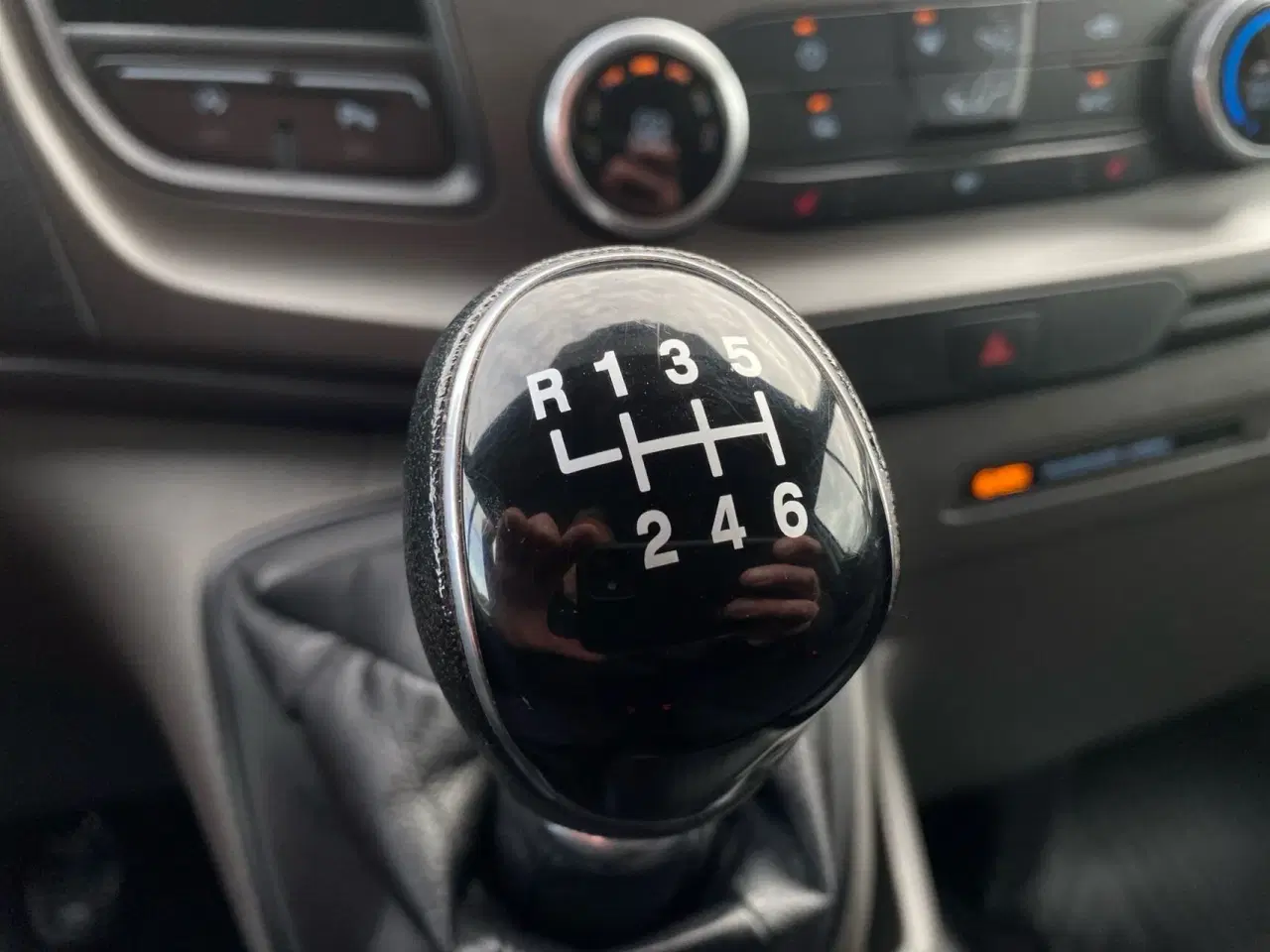 Billede 13 - Ford Transit Custom 300 L2H1 2,0 TDCi Trend 130HK Van 6g