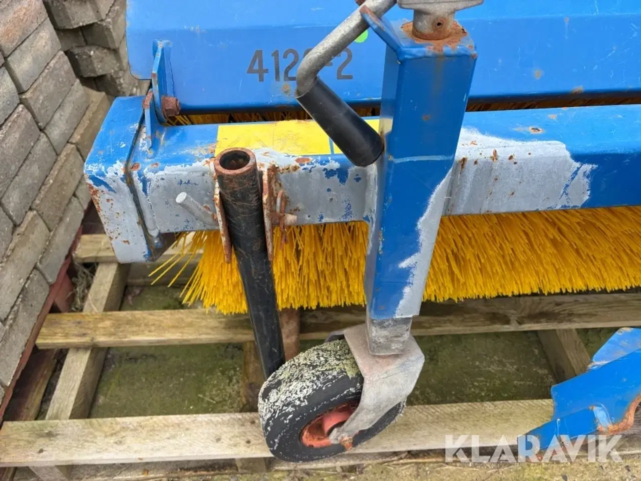 Billede 12 - Nesbo fejekost