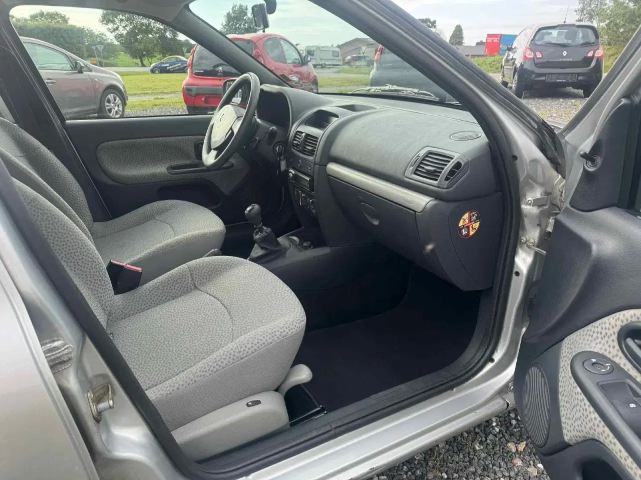 Billede 13 - Renault Clio II 1,2 8V Storia