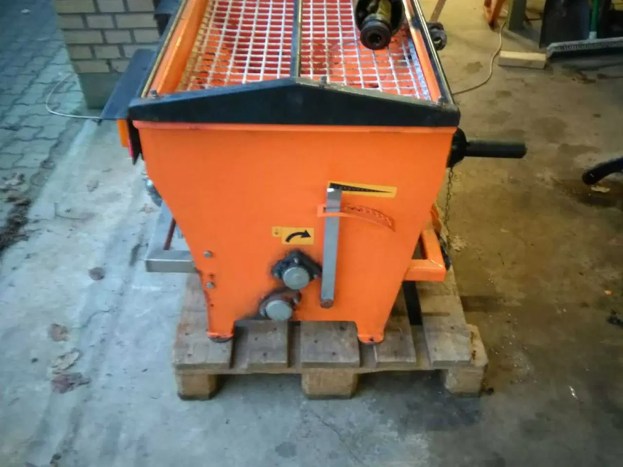 Billede 2 - Saltspreder m. Presenning 