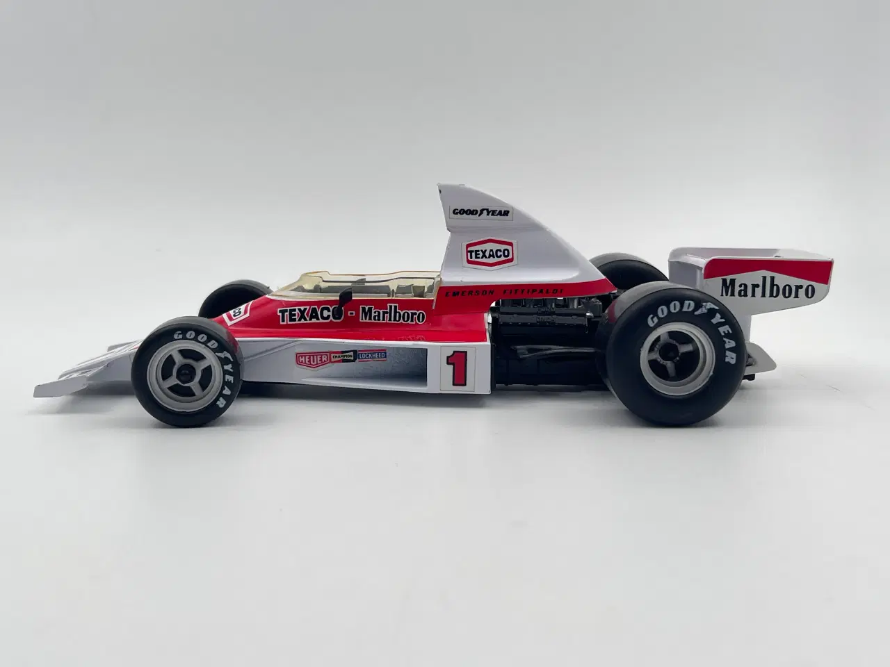 Billede 2 - 1975 McLaren-Ford M23 Cosworth DFV 3.0 V8 - 1:18