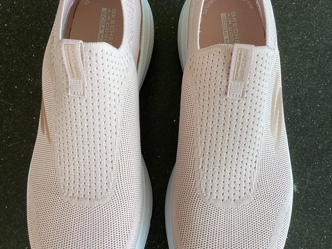 Billede 2 - Helt nye Skechers 