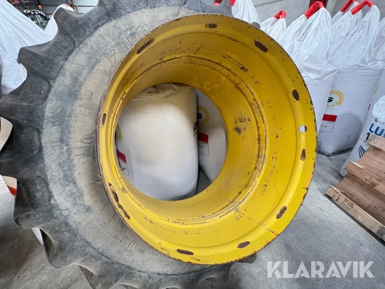 Billede 6 - Tvillingehjul Firestone 20.8 R38