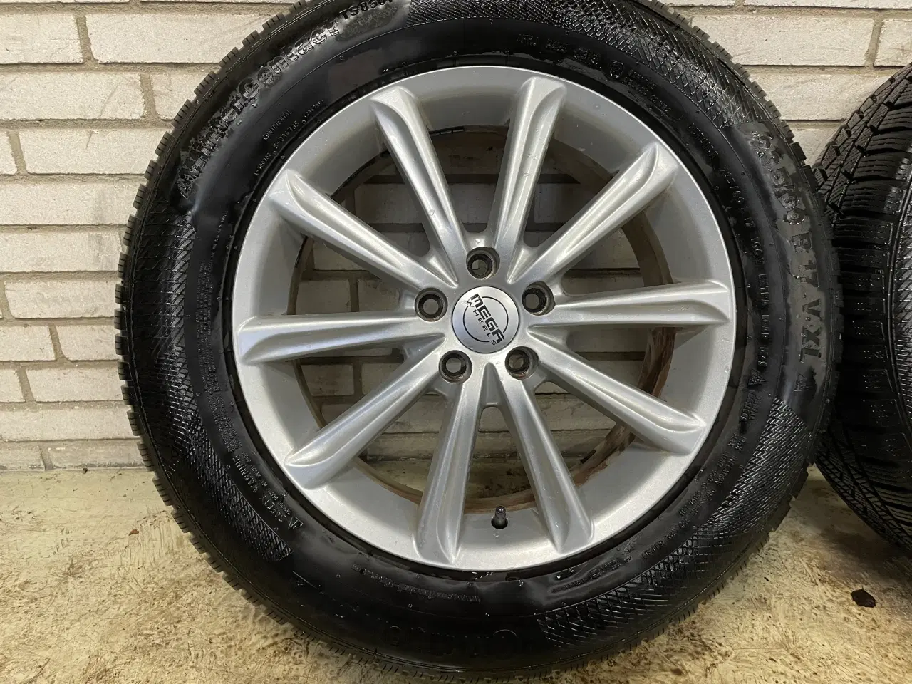 Billede 3 - 17 Volvo XC40 235/60r17 Ref.126 vinter