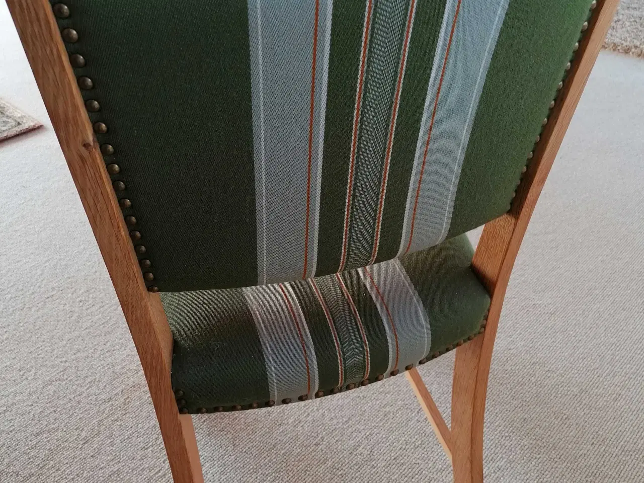 Billede 2 - Spisebords stole i syret eg 100 kr pr stk