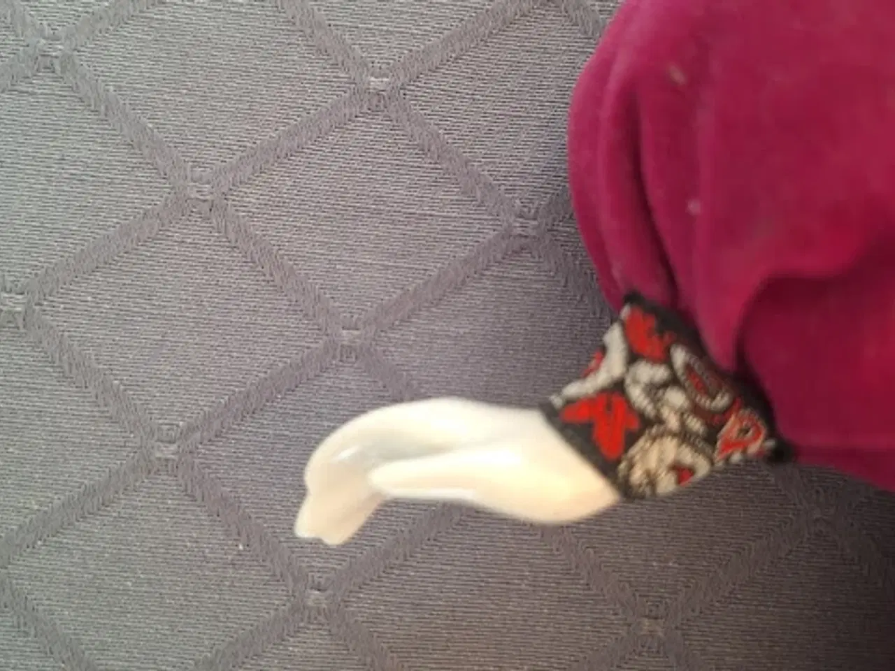 Billede 12 - Flot Russisk porcelænsdukke - Sender gerne