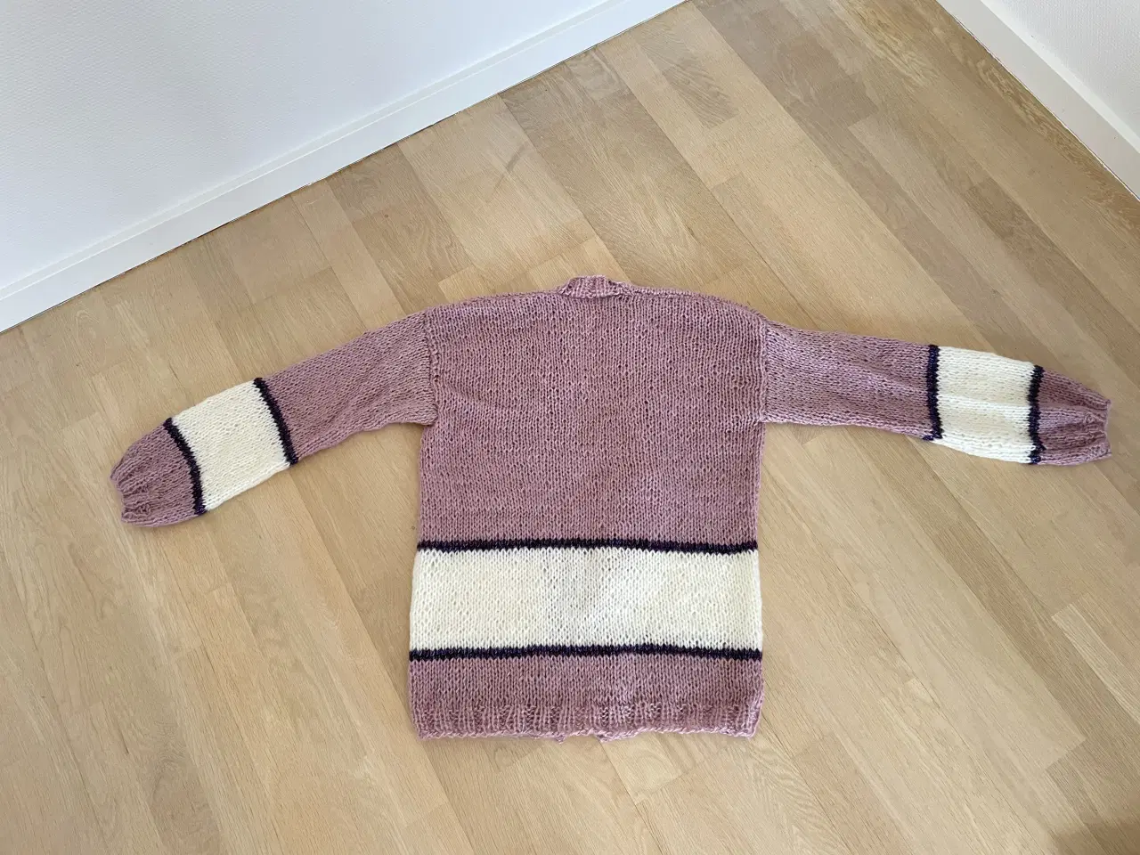 Billede 4 - Strikket cardigan str M