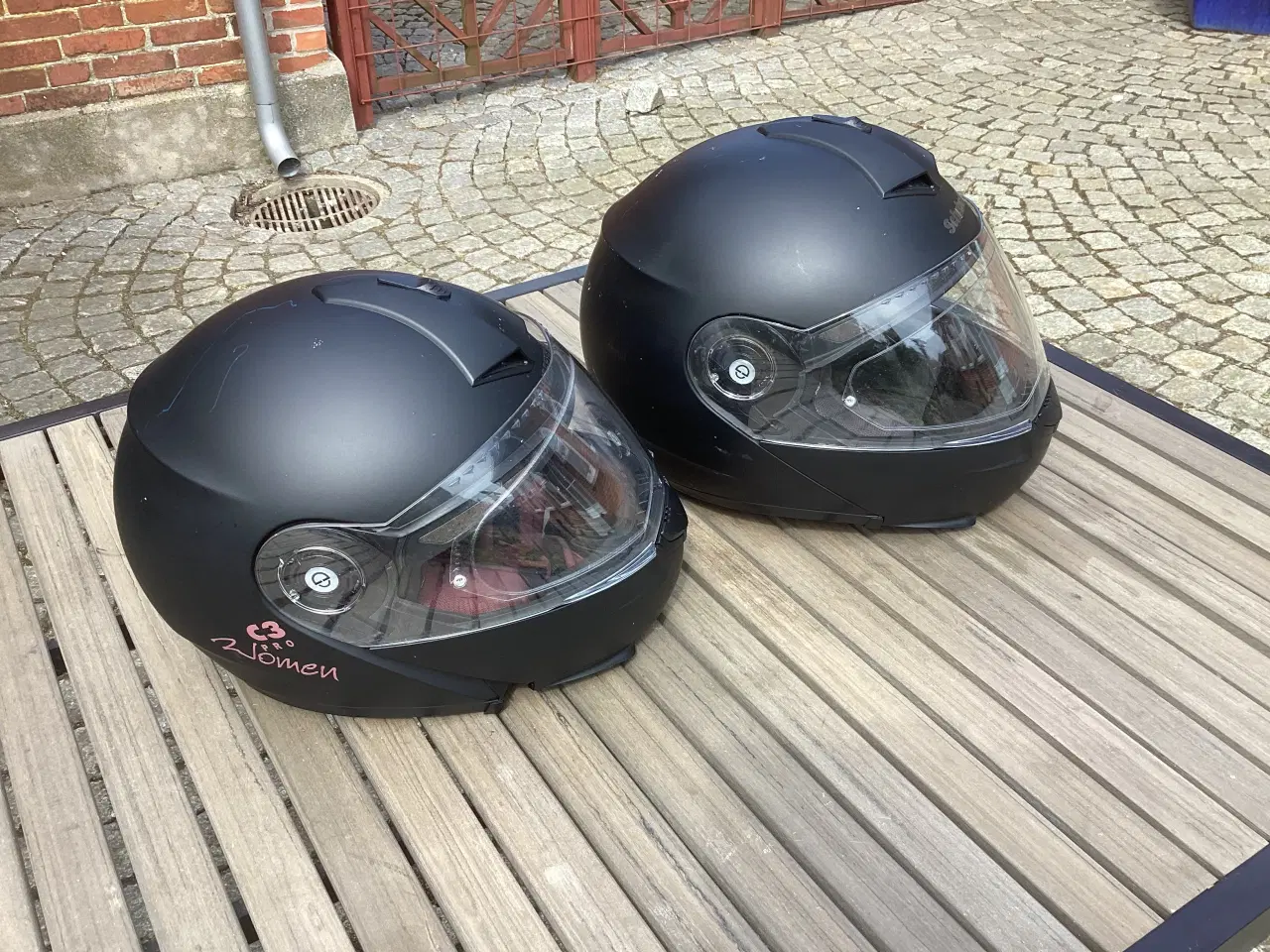 Billede 2 - Schuberth hjelm  til salg