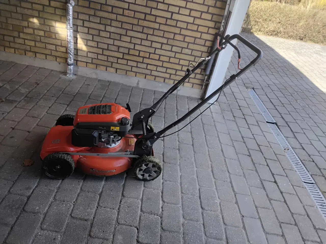 Billede 4 - Husqvarna plæneklipper sælges