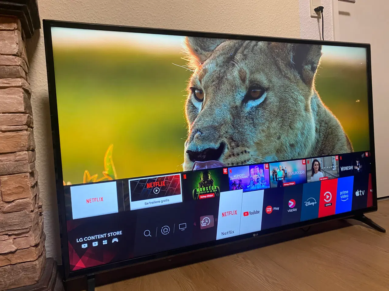 Billede 1 - LG UHD SMART SLIM TV 65” 4K LED. BRUGT KNAP 1 ÅR 