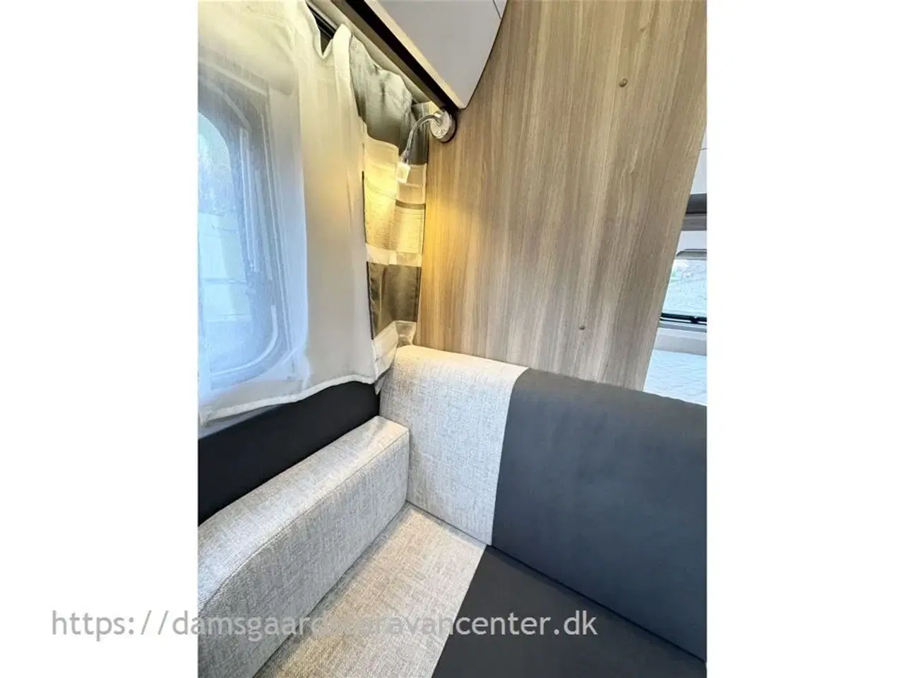 Billede 11 - 2022 - Hobby Excellent Edition 545 KMF   Dobbeltseng-Køjer-Aircon-Mover-Telt