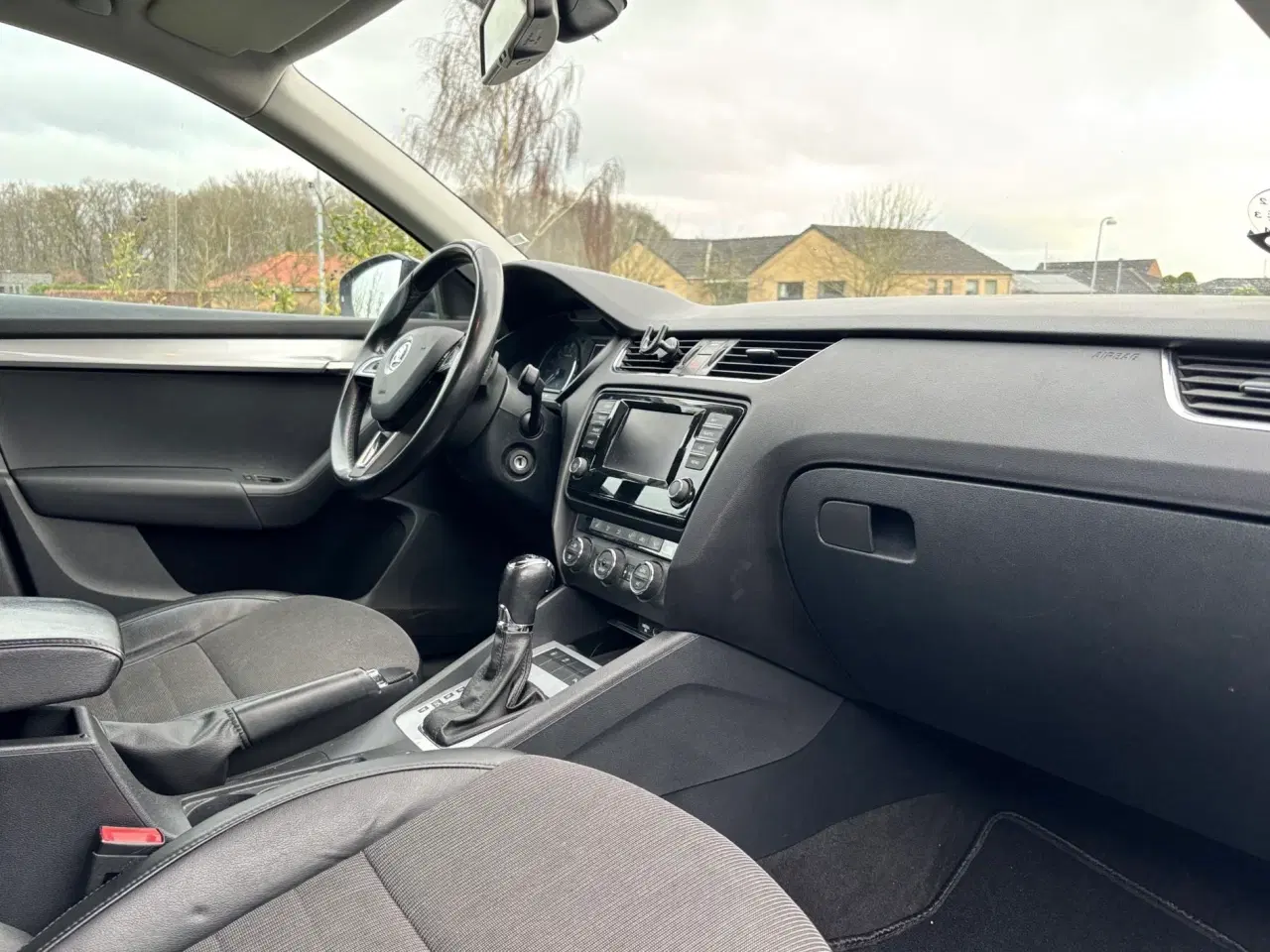 Billede 5 - Skoda Octavia III sort Automatic 2.0l TDI