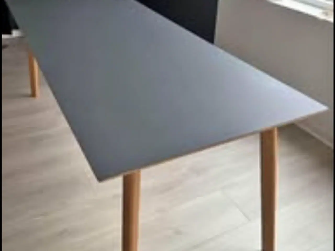 Billede 1 - Spisebord Hay