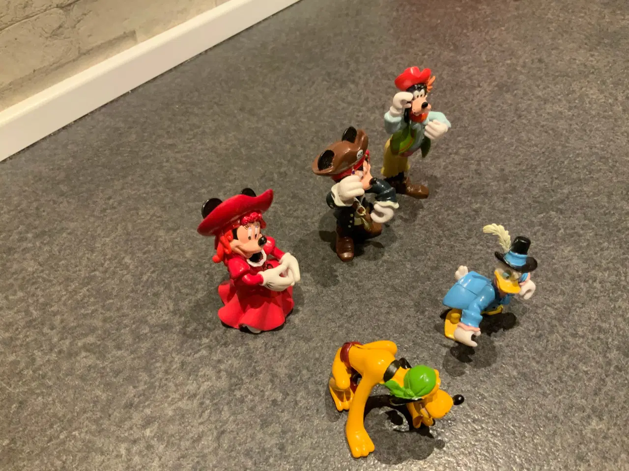 Billede 2 - Disney figurer