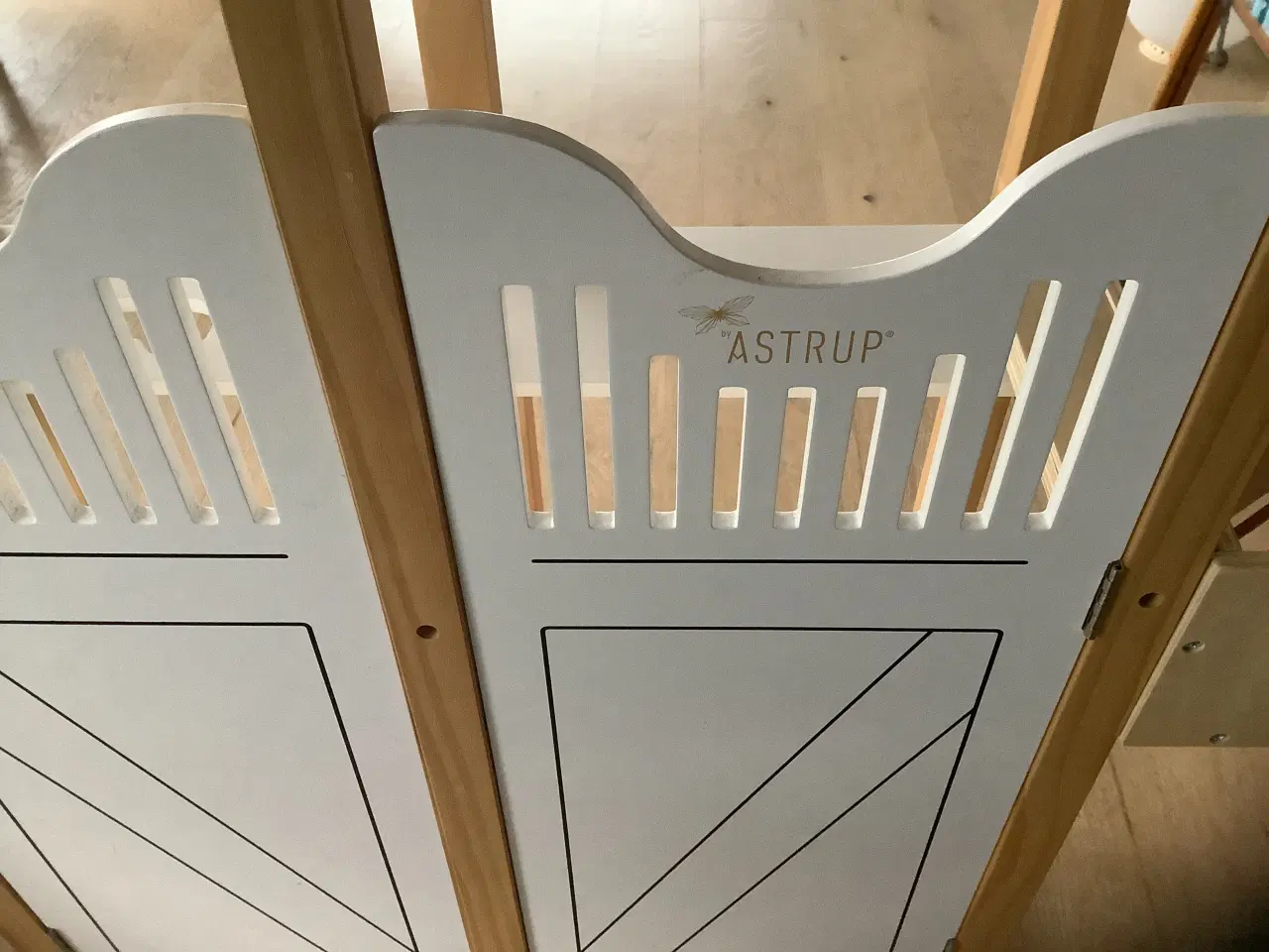 Billede 2 - Astrup stald til kæphest