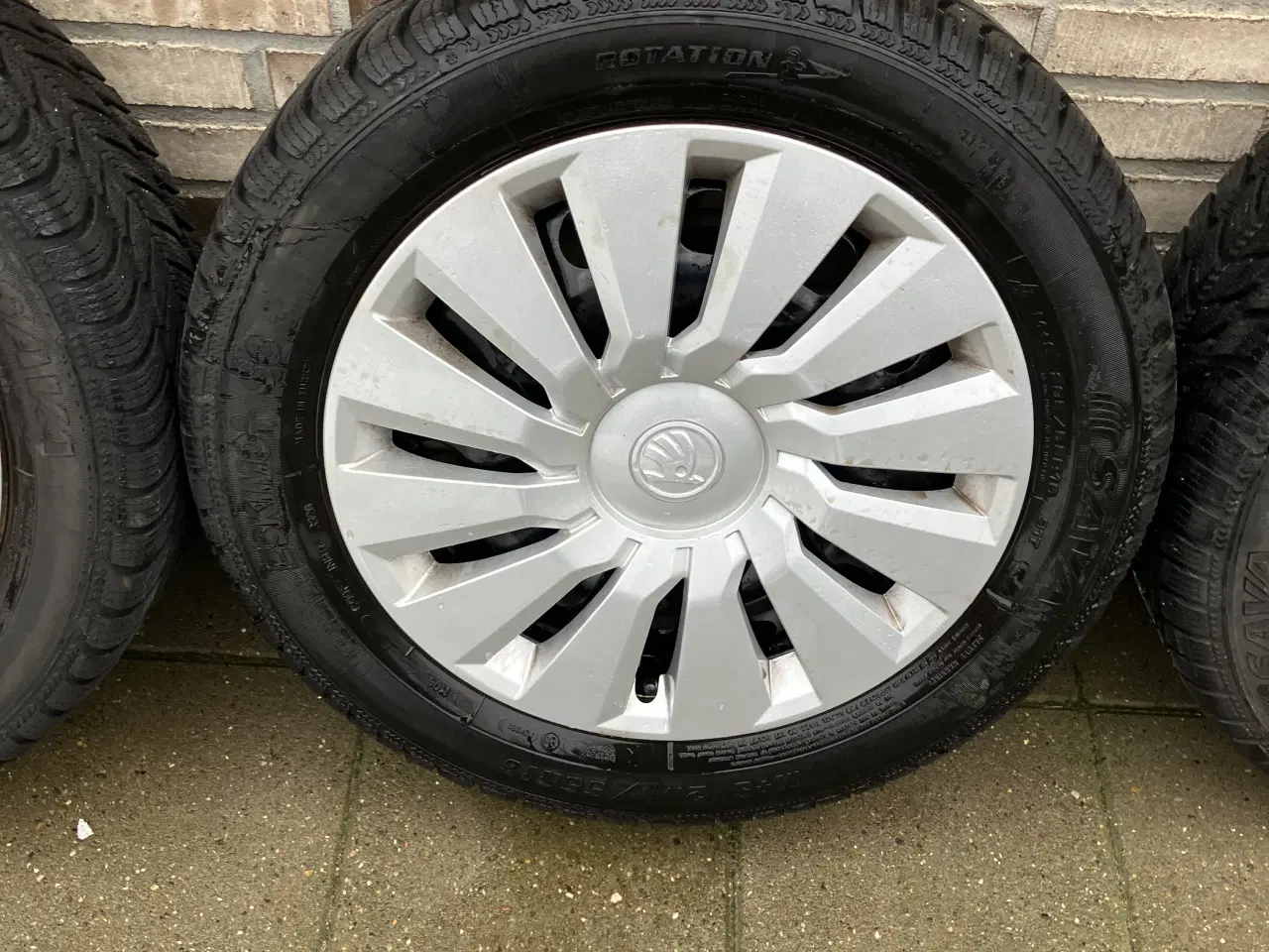 Billede 4 - Stålfælge 5 x 100 med Sava vinterdæk 205/55R16