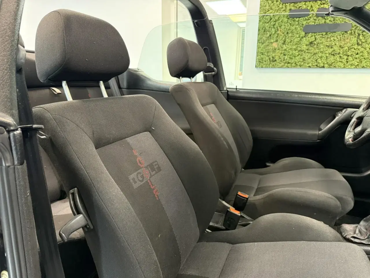 Billede 9 - VW Golf 1,6 100HK Cabr.