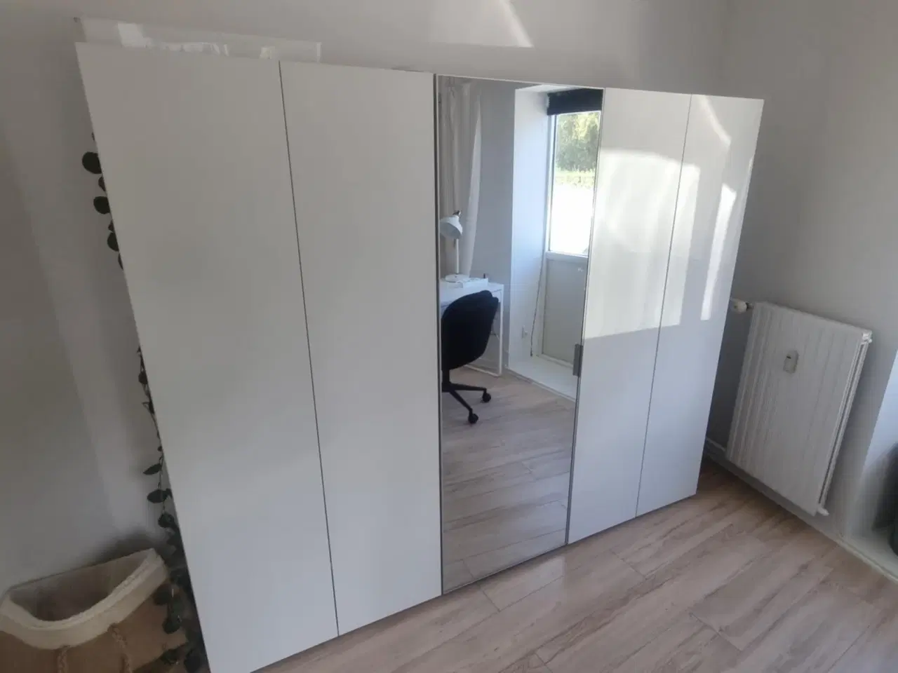 Billede 4 - Garderobeskabe hvid IKEA 