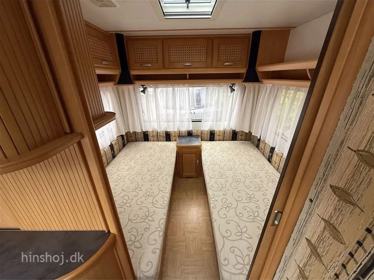 Billede 2 - 2002 - LMC Dominant 510 RE   Fin ældre enkeltsengsvogn fra Hinshøj Caravan