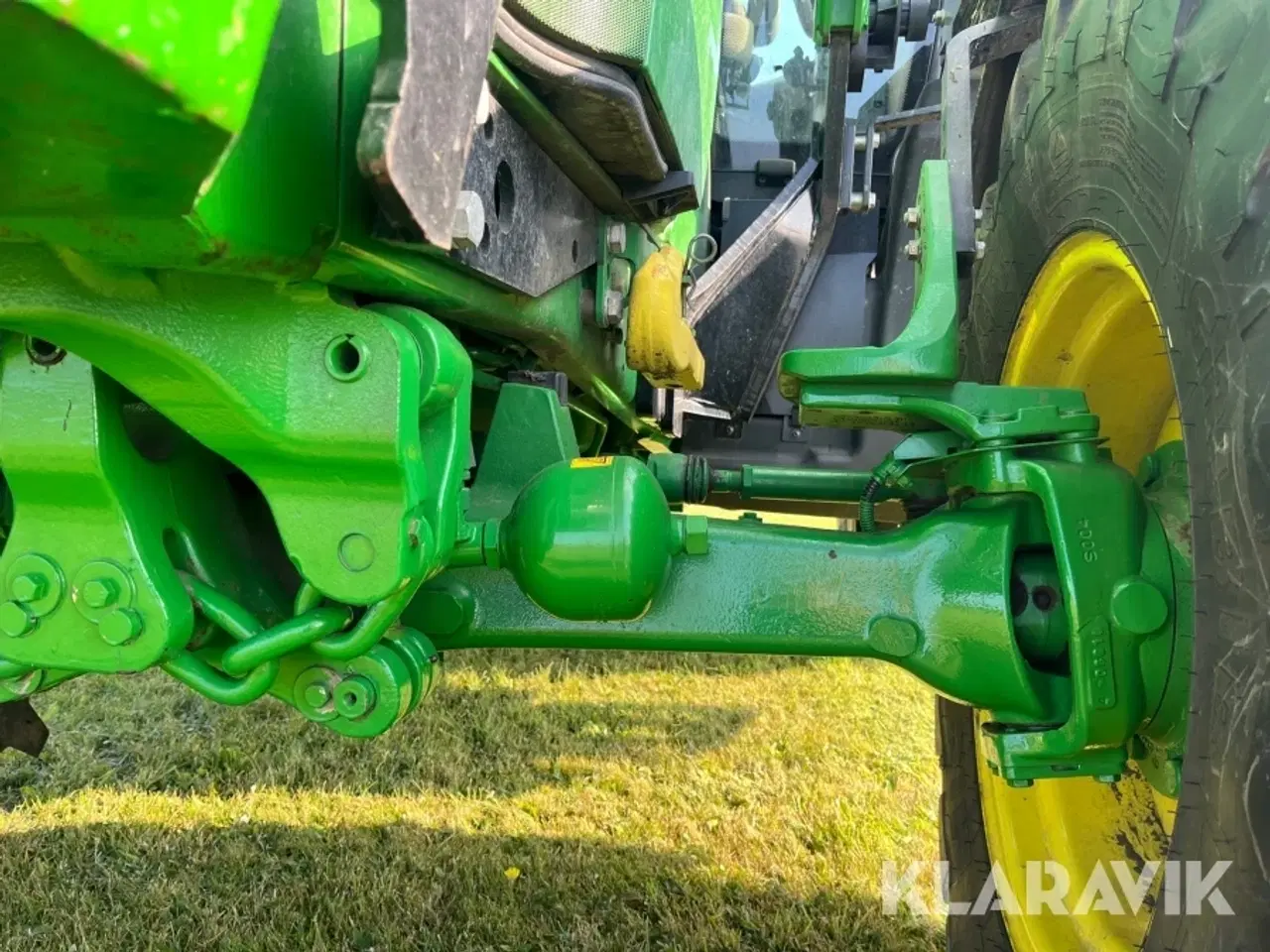 Billede 10 - Traktor John Deere 6120 R med frontlæsser