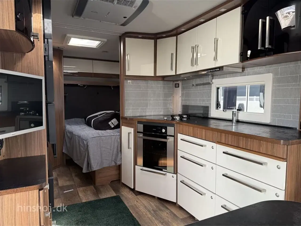 Billede 2 - 2021 - Polar Customized 590 CTH VK   Luksus vintervogn med masser af udstyr fra Hinshøj Caravan A/S