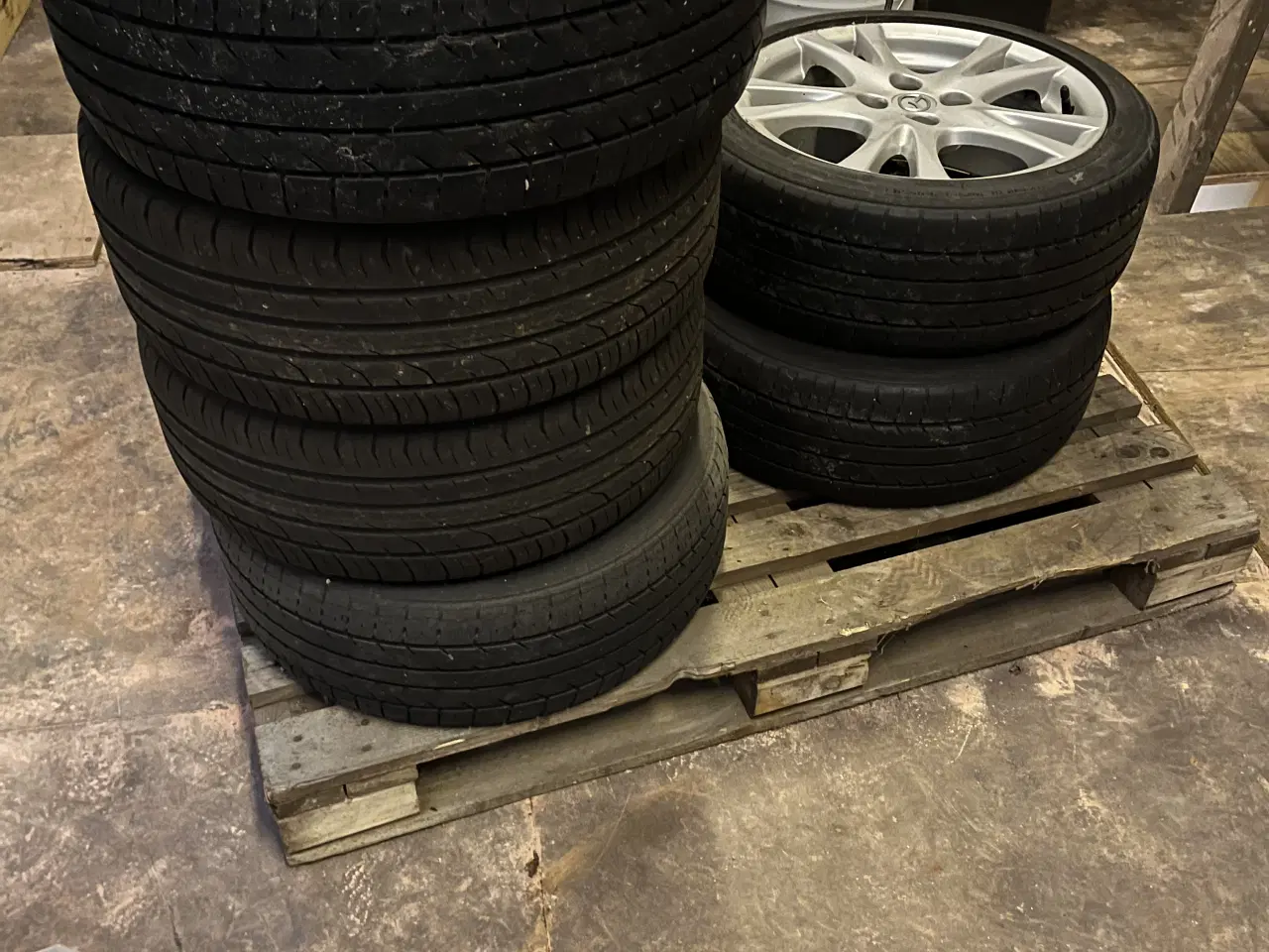 Billede 3 - Mazda 2  Alufælge